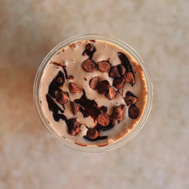 CHOCOLATE MILKSHAKE.